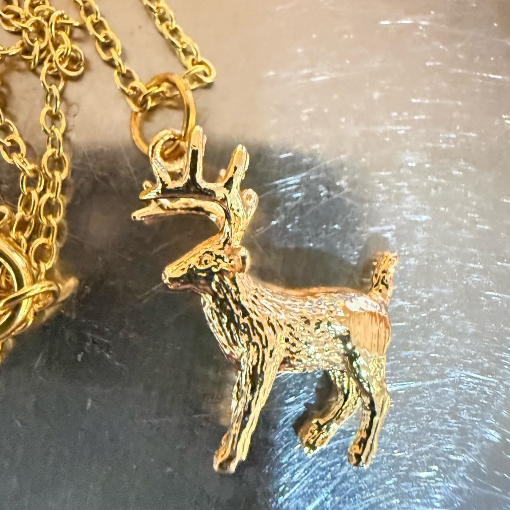 Golden Deer 🦌 Pendant Necklace
